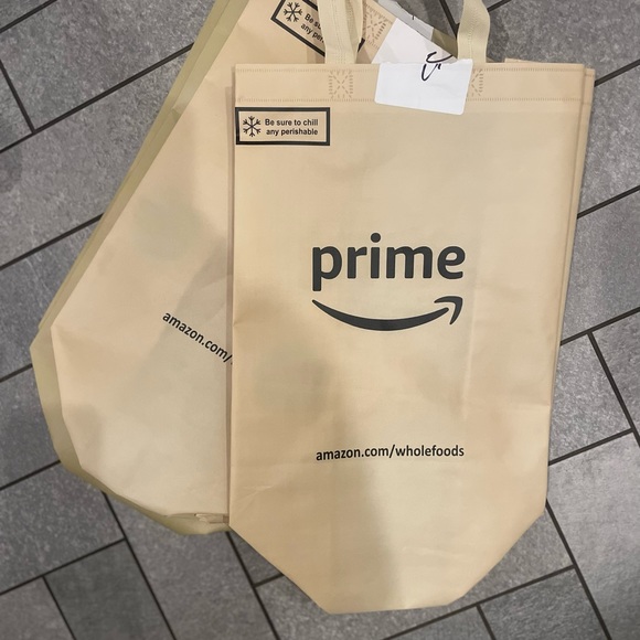 8 Extra strong reusable bags Amazon prime Whole Foods - Picture 3 of 3